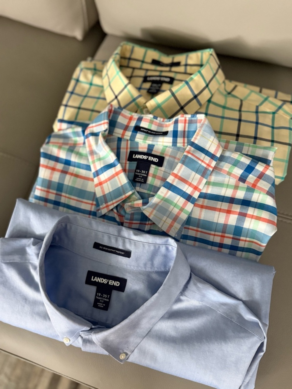 Pack of 3 Lands' End Men's Light  Button-Down Oxford Shirt in excellent